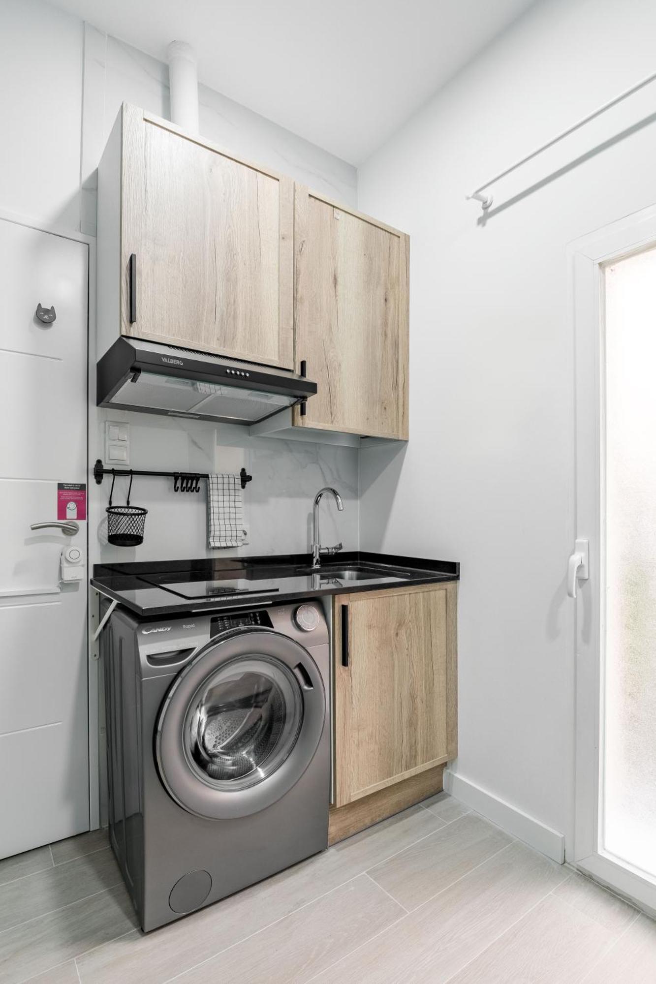 Charming Sol Apartment III مدريد المظهر الخارجي الصورة